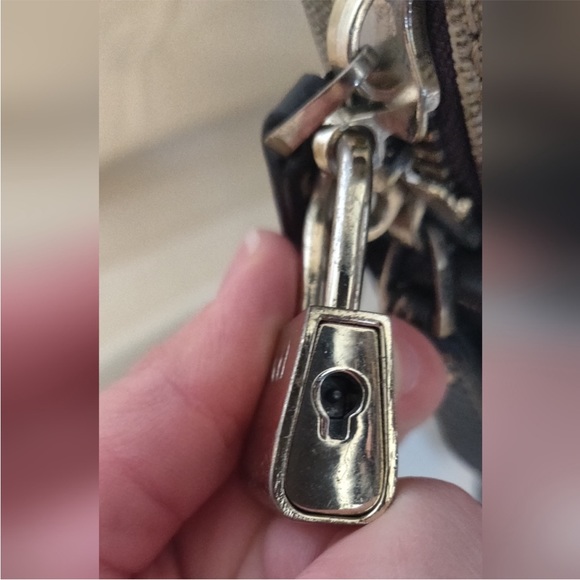 Gucci Monogram Canvas Briefcase Bag with Lock and Key - Picture 8 of 11